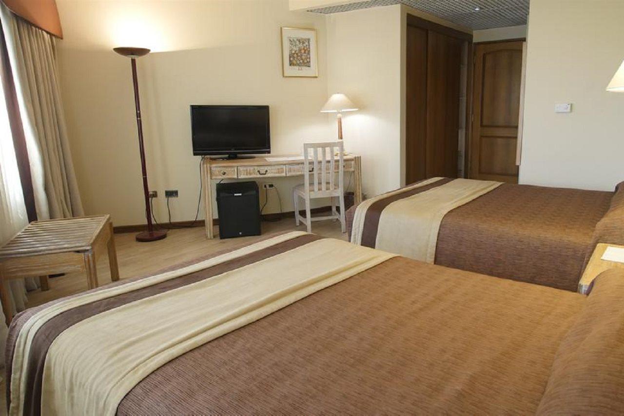 Hotel Diego De Almagro Santiago Centro Exteriör bild